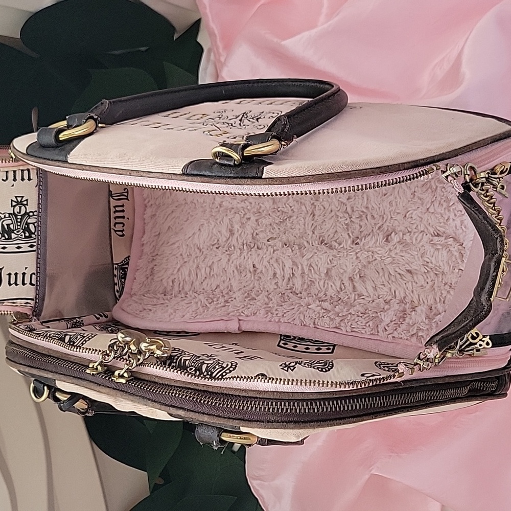 ✨️PET CARRIER✨️JUICY COUTURE,A PURSE Too✨️BEAUTIFUL✨️ - Picture 5 of 8